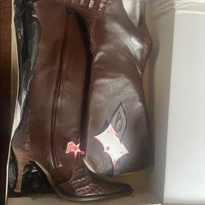 Woman’s Los Altos tall CrocoDile boots size 10.5